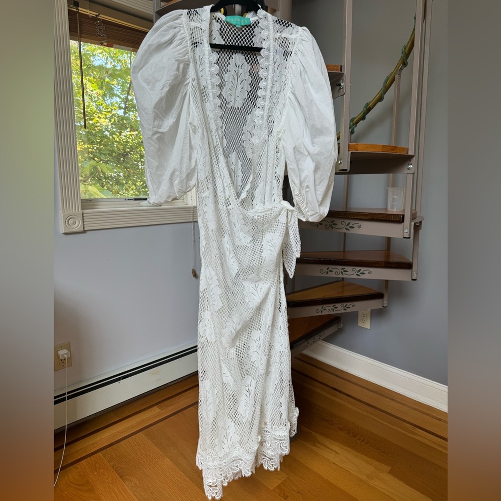 Waimari white dress coverup beach size medium